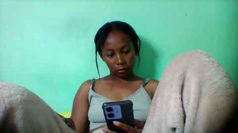 sandra1253099 online show from January 12, 2026, 7:46 am