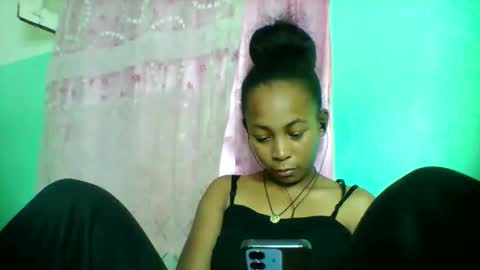 Snapshot of sandra1253099 chatting on May 4, 2026, 7:10 pm sandra1253099 online show from May 4, 2026, 7:10 pm