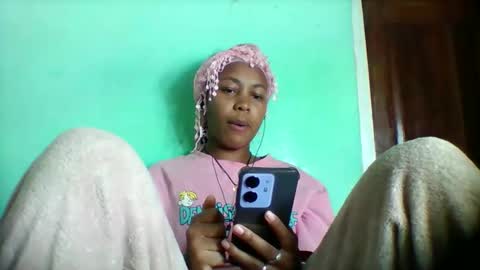 Snapshot of sandra1253099 chatting on May 12, 2026, 7:00 pm sandra1253099 online show from May 12, 2026, 7:00 pm