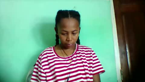 Snapshot of sandra1253099 chatting on May 16, 2026, 7:05 am sandra1253099 online show from May 16, 2026, 7:05 am