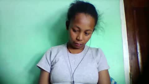 Snapshot of sandra1253099 chatting on May 19, 2026, 5:08 pm sandra1253099 online show from May 19, 2026, 5:08 pm