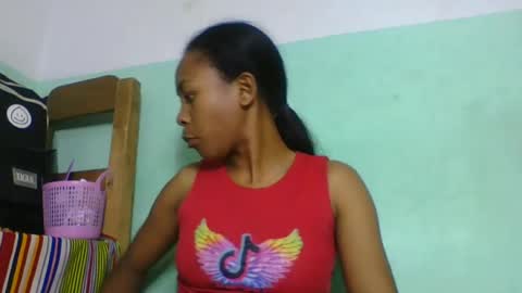 sandra1253099 online show from July 14, 2026, 1:50 pm