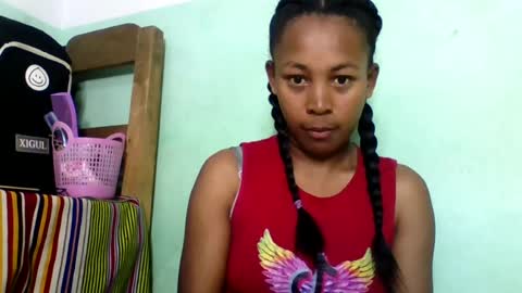 sandra1253099 online show from July 16, 2026, 6:52 am