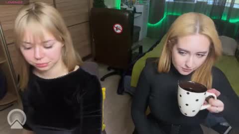 sandra dimonds online show from March 6, 2026, 2:46 pm