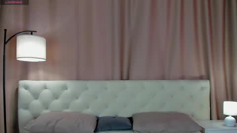 Snapshot of sandra_rosss chatting on May 15, 2026, 11:12 pm Sandra online show from May 15, 2026, 11:12 pm