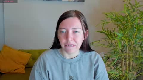 Sandra online show from June 20, 2026, 12:36 am