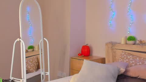 sandraa_anderson online show from April 28, 2026, 11:32 pm