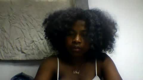 sandraalyd online show from July 14, 2026, 10:21 am