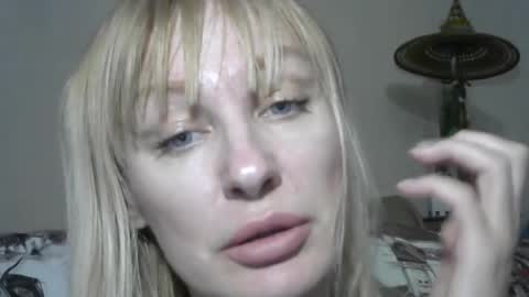Snapshot of sandraglamour chatting on February 28, 2025, 3:59 pm Sandra online show from February 28, 2025, 3:59 pm