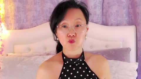 Snapshot of sandrami__ chatting on May 5, 2026, 9:50 am Sandra online show from May 5, 2026, 9:50 am