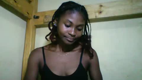 sandricaaa online show from April 24, 2026, 3:31 am