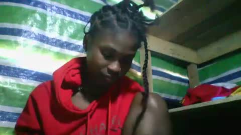 Snapshot of sandricaaa chatting on May 4, 2026, 9:05 am sandricaaa online show from May 4, 2026, 9:05 am