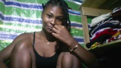 Snapshot of sandricaaa chatting on June 3, 2026, 7:00 am sandricaaa online show from June 3, 2026, 7:00 am