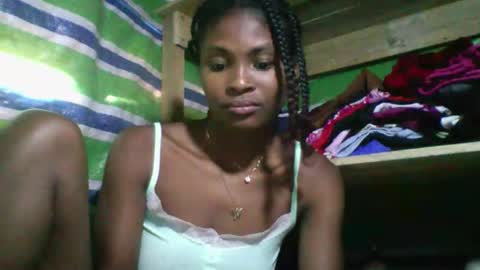 Snapshot of sandricaaa chatting on June 7, 2026, 10:19 am sandricaaa online show from June 7, 2026, 10:19 am