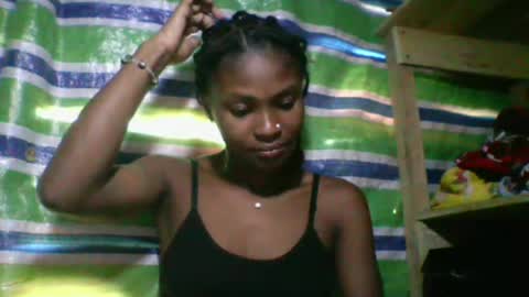 Snapshot of sandricaaa chatting on June 12, 2026, 9:52 am sandricaaa online show from June 12, 2026, 9:52 am