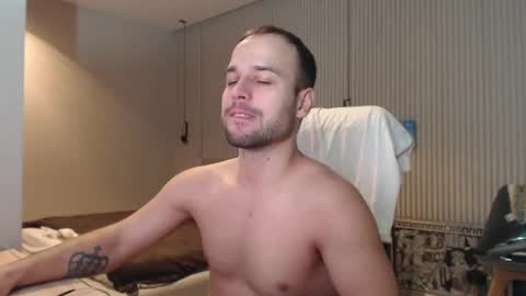 DeAlex online show from March 9, 2025, 2:54 pm