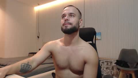 DeAlex online show from November 20, 2025, 6:18 pm