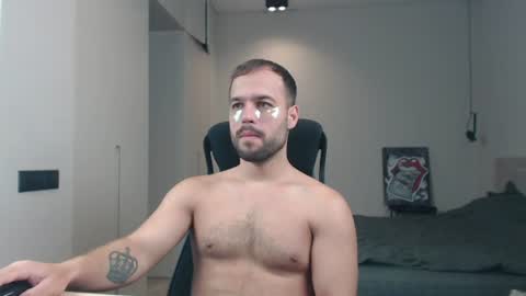 Snapshot of sandro_best chatting on June 16, 2026, 9:34 am DeAlex online show from June 16, 2026, 9:34 am