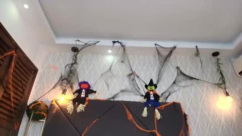 Snapshot of sandy_rivas chatting on October 20, 2025, 12:05 pm SAM online show from October 20, 2025, 12:05 pm