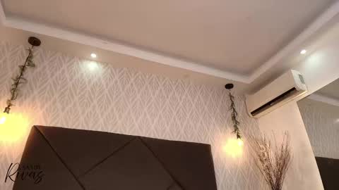 Snapshot of sandy_rivas chatting on November 23, 2025, 12:05 pm SAM online show from November 23, 2025, 12:05 pm