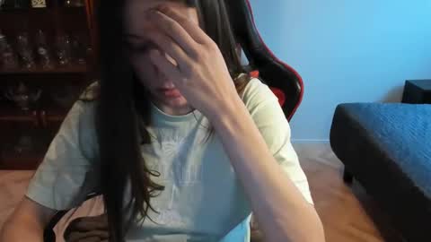 Snapshot of sandysun_shine chatting on December 10, 2024, 9:12 am Sandy online show from December 10, 2024, 9:12 am