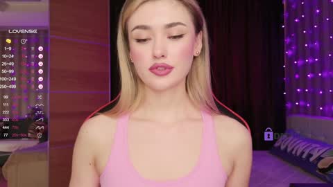 Snapshot of sandysweetie chatting on January 29, 2025, 8:40 am Sandy online show from January 29, 2025, 8:40 am