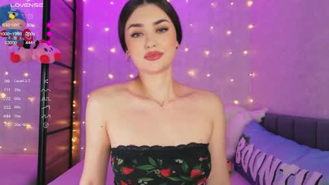 Sandy online show from June 7, 2026, 11:52 pm