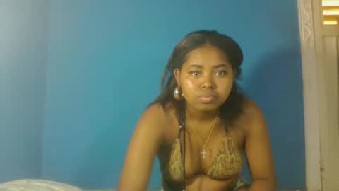 saniazzhh online show from March 5, 2026, 8:32 am