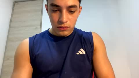 Snapshot of santi36rt chatting on July 16, 2026, 12:16 am santi36rt online show from July 16, 2026, 12:16 am