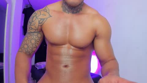 Santi Ferrer online show from December 2, 2025, 12:49 am