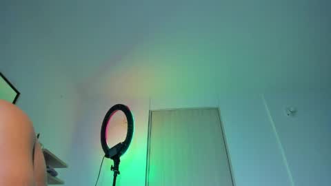 Santi Ferrer online show from May 1, 2026, 1:43 am