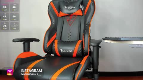 Snapshot of santi_mdz chatting on January 8, 2026, 2:47 am ADRIK CANO online show from January 8, 2026, 2:47 am