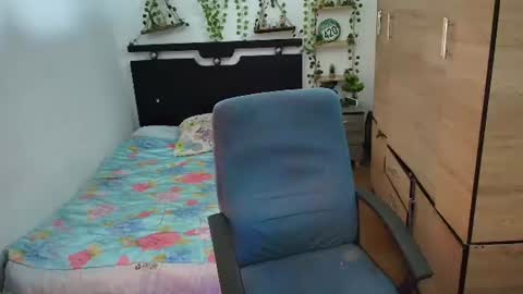 santi_ss online show from July 3, 2026, 3:29 pm