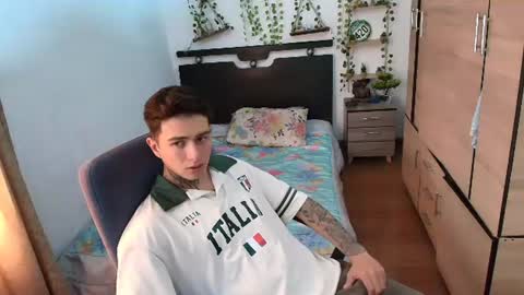 santi_ss online show from July 27, 2026, 4:03 pm