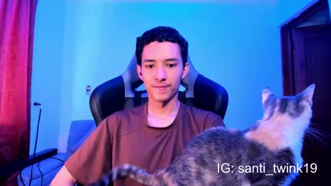 Snapshot of santi_twink19 chatting on December 20, 2024, 1:33 pm santi_twink19 online show from December 20, 2024, 1:33 pm