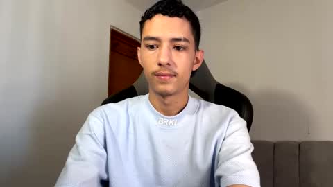 Snapshot of santi_twink19 chatting on January 7, 2025, 12:41 pm santi_twink19 online show from January 7, 2025, 12:41 pm