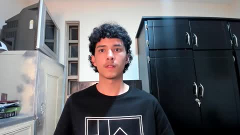 Snapshot of santi_twink19 chatting on February 3, 2026, 4:21 am santi_twink19 online show from February 3, 2026, 4:21 am