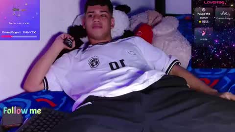 Snapshot of santiago_foxx chatting on June 28, 2026, 8:15 pm santi online show from June 28, 2026, 8:15 pm