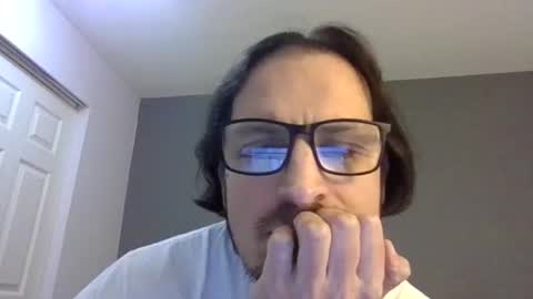 santiagorivera012477 online show from March 15, 2026, 2:06 am