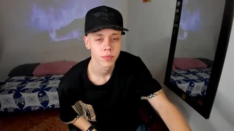 Julius Novachrono  online show from February 20, 2026, 5:15 am