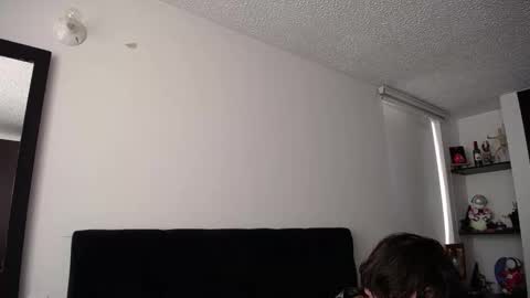 Santii online show from February 6, 2025, 7:51 pm