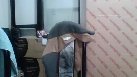 Snapshot of santilarosa1 chatting on December 8, 2024, 1:46 am santilarosa1 online show from December 8, 2024, 1:46 am