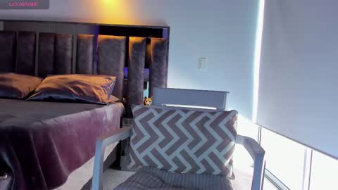 Snapshot of santin_seans chatting on October 2, 2025, 3:19 pm Santiago Seans online show from October 2, 2025, 3:19 pm