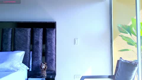 Santiago Seans online show from April 25, 2026, 2:03 pm
