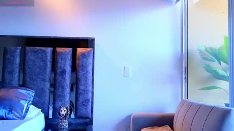 Snapshot of santin_seans chatting on May 4, 2026, 6:15 pm Santiago Seans online show from May 4, 2026, 6:15 pm