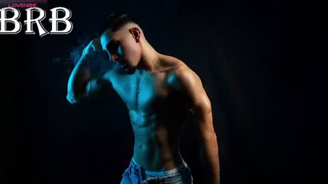 Snapshot of santin_seans chatting on June 19, 2026, 1:15 pm Santiago Seans online show from June 19, 2026, 1:15 pm