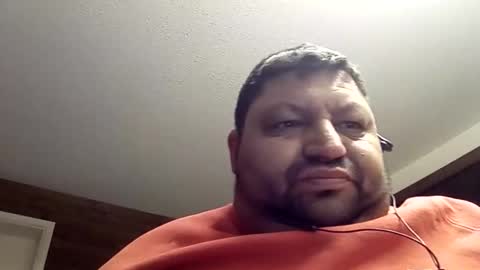 Snapshot of santos3500 chatting on April 18, 2026, 11:27 pm santos3500 online show from April 18, 2026, 11:27 pm
