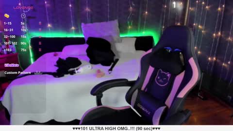 Snapshot of santos_liah chatting on March 12, 2025, 5:49 pm Liah Santos online show from March 12, 2025, 5:49 pm