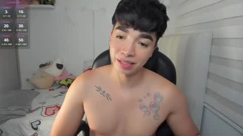 Snapshot of santy7u7 chatting on June 6, 2026, 2:44 pm Mr. Santiago online show from June 6, 2026, 2:44 pm