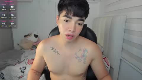 Snapshot of santy7u7 chatting on June 10, 2026, 1:54 pm Mr. Santiago online show from June 10, 2026, 1:54 pm